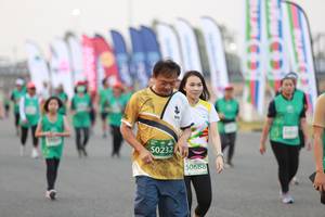 BIB: 50232, 50688
                            <button type="button" onclick="openModal(10571875)" class="btn btn-primary btn-sm float-right btn-popup" data-toggle="modal" data-target=".modal-high-quality">
                        <i class="fas fa-shopping-cart"></i> Add to Cart
                    </button>
                                            <button type="button" onclick="isThisMe(10571875, true)" class="btn btn-success btn-sm float-right btn-popup btn-isme hidden" data-toggle="tooltip" data-placement="bottom" title="นี่คือรูปของคุณใช่ไหม คลิกที่นี่เพื่อเอาเข้าอัลบั้ม">
                        <i class="fas fa-plus"></i> Add to album
                    </button>
                    <button type="button" onclick="isThisMe(10571875, false)" class="btn btn-warning btn-sm float-right btn-popup btn-isnotme hidden">
                        <i class="fas fa-ban"></i> Remove from album
                    </button>