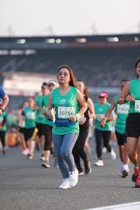 BIB: 5302, 50756
                            <button type="button" onclick="openModal(10569774)" class="btn btn-primary btn-sm float-right btn-popup" data-toggle="modal" data-target=".modal-high-quality">
                        <i class="fas fa-shopping-cart"></i> Add to Cart
                    </button>
                                            <button type="button" onclick="isThisMe(10569774, true)" class="btn btn-success btn-sm float-right btn-popup btn-isme hidden" data-toggle="tooltip" data-placement="bottom" title="นี่คือรูปของคุณใช่ไหม คลิกที่นี่เพื่อเอาเข้าอัลบั้ม">
                        <i class="fas fa-plus"></i> Add to album
                    </button>
                    <button type="button" onclick="isThisMe(10569774, false)" class="btn btn-warning btn-sm float-right btn-popup btn-isnotme hidden">
                        <i class="fas fa-ban"></i> Remove from album
                    </button>