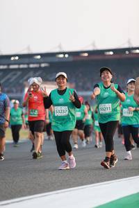 BIB: 53211, 1184, 53237, 70740
                            <button type="button" onclick="openModal(10571524)" class="btn btn-primary btn-sm float-right btn-popup" data-toggle="modal" data-target=".modal-high-quality">
                        <i class="fas fa-shopping-cart"></i> Add to Cart
                    </button>
                                            <button type="button" onclick="isThisMe(10571524, true)" class="btn btn-success btn-sm float-right btn-popup btn-isme hidden" data-toggle="tooltip" data-placement="bottom" title="นี่คือรูปของคุณใช่ไหม คลิกที่นี่เพื่อเอาเข้าอัลบั้ม">
                        <i class="fas fa-plus"></i> Add to album
                    </button>
                    <button type="button" onclick="isThisMe(10571524, false)" class="btn btn-warning btn-sm float-right btn-popup btn-isnotme hidden">
                        <i class="fas fa-ban"></i> Remove from album
                    </button>