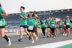 BIB: 129, 53140
                            <button type="button" onclick="openModal(10571018)" class="btn btn-primary btn-sm float-right btn-popup" data-toggle="modal" data-target=".modal-high-quality">
                        <i class="fas fa-shopping-cart"></i> Add to Cart
                    </button>
                                            <button type="button" onclick="isThisMe(10571018, true)" class="btn btn-success btn-sm float-right btn-popup btn-isme hidden" data-toggle="tooltip" data-placement="bottom" title="นี่คือรูปของคุณใช่ไหม คลิกที่นี่เพื่อเอาเข้าอัลบั้ม">
                        <i class="fas fa-plus"></i> Add to album
                    </button>
                    <button type="button" onclick="isThisMe(10571018, false)" class="btn btn-warning btn-sm float-right btn-popup btn-isnotme hidden">
                        <i class="fas fa-ban"></i> Remove from album
                    </button>