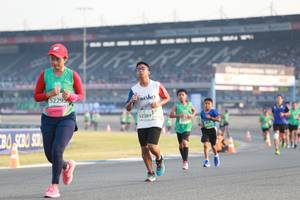 BIB: 52295, 52389
                            <button type="button" onclick="openModal(10559579)" class="btn btn-primary btn-sm float-right btn-popup" data-toggle="modal" data-target=".modal-high-quality">
                        <i class="fas fa-shopping-cart"></i> Add to Cart
                    </button>
                                            <button type="button" onclick="isThisMe(10559579, true)" class="btn btn-success btn-sm float-right btn-popup btn-isme hidden" data-toggle="tooltip" data-placement="bottom" title="นี่คือรูปของคุณใช่ไหม คลิกที่นี่เพื่อเอาเข้าอัลบั้ม">
                        <i class="fas fa-plus"></i> Add to album
                    </button>
                    <button type="button" onclick="isThisMe(10559579, false)" class="btn btn-warning btn-sm float-right btn-popup btn-isnotme hidden">
                        <i class="fas fa-ban"></i> Remove from album
                    </button>