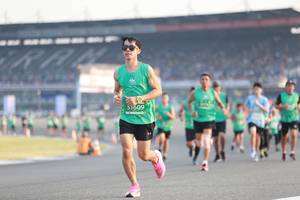 BIB: 4488, 1609
                            <button type="button" onclick="openModal(10570677)" class="btn btn-primary btn-sm float-right btn-popup" data-toggle="modal" data-target=".modal-high-quality">
                        <i class="fas fa-shopping-cart"></i> Add to Cart
                    </button>
                                            <button type="button" onclick="isThisMe(10570677, true)" class="btn btn-success btn-sm float-right btn-popup btn-isme hidden" data-toggle="tooltip" data-placement="bottom" title="นี่คือรูปของคุณใช่ไหม คลิกที่นี่เพื่อเอาเข้าอัลบั้ม">
                        <i class="fas fa-plus"></i> Add to album
                    </button>
                    <button type="button" onclick="isThisMe(10570677, false)" class="btn btn-warning btn-sm float-right btn-popup btn-isnotme hidden">
                        <i class="fas fa-ban"></i> Remove from album
                    </button>