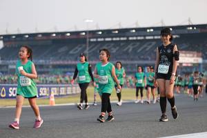 BIB: 52377, 52767, 5223, , 
                            <button type="button" onclick="openModal(10569942)" class="btn btn-primary btn-sm float-right btn-popup" data-toggle="modal" data-target=".modal-high-quality">
                        <i class="fas fa-shopping-cart"></i> Add to Cart
                    </button>
                                            <button type="button" onclick="isThisMe(10569942, true)" class="btn btn-success btn-sm float-right btn-popup btn-isme hidden" data-toggle="tooltip" data-placement="bottom" title="นี่คือรูปของคุณใช่ไหม คลิกที่นี่เพื่อเอาเข้าอัลบั้ม">
                        <i class="fas fa-plus"></i> Add to album
                    </button>
                    <button type="button" onclick="isThisMe(10569942, false)" class="btn btn-warning btn-sm float-right btn-popup btn-isnotme hidden">
                        <i class="fas fa-ban"></i> Remove from album
                    </button>