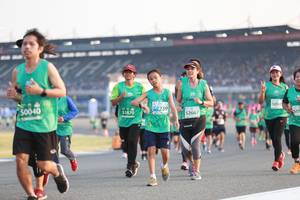 BIB: 5094, 239, 50040, 51870, 52667
                            <button type="button" onclick="openModal(10570928)" class="btn btn-primary btn-sm float-right btn-popup" data-toggle="modal" data-target=".modal-high-quality">
                        <i class="fas fa-shopping-cart"></i> Add to Cart
                    </button>
                                            <button type="button" onclick="isThisMe(10570928, true)" class="btn btn-success btn-sm float-right btn-popup btn-isme hidden" data-toggle="tooltip" data-placement="bottom" title="นี่คือรูปของคุณใช่ไหม คลิกที่นี่เพื่อเอาเข้าอัลบั้ม">
                        <i class="fas fa-plus"></i> Add to album
                    </button>
                    <button type="button" onclick="isThisMe(10570928, false)" class="btn btn-warning btn-sm float-right btn-popup btn-isnotme hidden">
                        <i class="fas fa-ban"></i> Remove from album
                    </button>