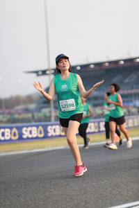 BIB: 52598
                            <button type="button" onclick="openModal(10571416)" class="btn btn-primary btn-sm float-right btn-popup" data-toggle="modal" data-target=".modal-high-quality">
                        <i class="fas fa-shopping-cart"></i> Add to Cart
                    </button>
                                            <button type="button" onclick="isThisMe(10571416, true)" class="btn btn-success btn-sm float-right btn-popup btn-isme hidden" data-toggle="tooltip" data-placement="bottom" title="นี่คือรูปของคุณใช่ไหม คลิกที่นี่เพื่อเอาเข้าอัลบั้ม">
                        <i class="fas fa-plus"></i> Add to album
                    </button>
                    <button type="button" onclick="isThisMe(10571416, false)" class="btn btn-warning btn-sm float-right btn-popup btn-isnotme hidden">
                        <i class="fas fa-ban"></i> Remove from album
                    </button>