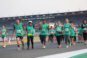 BIB: 50179, 53289, 0852, 50667, 52920, 51910, 52345
                            <button type="button" onclick="openModal(10570095)" class="btn btn-primary btn-sm float-right btn-popup" data-toggle="modal" data-target=".modal-high-quality">
                        <i class="fas fa-shopping-cart"></i> Add to Cart
                    </button>
                                            <button type="button" onclick="isThisMe(10570095, true)" class="btn btn-success btn-sm float-right btn-popup btn-isme hidden" data-toggle="tooltip" data-placement="bottom" title="นี่คือรูปของคุณใช่ไหม คลิกที่นี่เพื่อเอาเข้าอัลบั้ม">
                        <i class="fas fa-plus"></i> Add to album
                    </button>
                    <button type="button" onclick="isThisMe(10570095, false)" class="btn btn-warning btn-sm float-right btn-popup btn-isnotme hidden">
                        <i class="fas fa-ban"></i> Remove from album
                    </button>