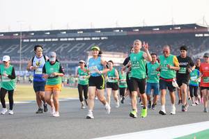 BIB: 0122, 51746, 192, 2946, 5116, 32044, 485
                            <button type="button" onclick="openModal(10570943)" class="btn btn-primary btn-sm float-right btn-popup" data-toggle="modal" data-target=".modal-high-quality">
                        <i class="fas fa-shopping-cart"></i> Add to Cart
                    </button>
                                            <button type="button" onclick="isThisMe(10570943, true)" class="btn btn-success btn-sm float-right btn-popup btn-isme hidden" data-toggle="tooltip" data-placement="bottom" title="นี่คือรูปของคุณใช่ไหม คลิกที่นี่เพื่อเอาเข้าอัลบั้ม">
                        <i class="fas fa-plus"></i> Add to album
                    </button>
                    <button type="button" onclick="isThisMe(10570943, false)" class="btn btn-warning btn-sm float-right btn-popup btn-isnotme hidden">
                        <i class="fas fa-ban"></i> Remove from album
                    </button>