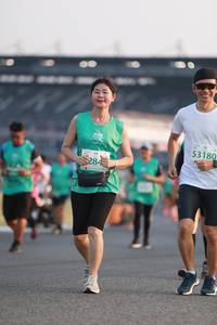 BIB: 53180, 284
                            <button type="button" onclick="openModal(10571290)" class="btn btn-primary btn-sm float-right btn-popup" data-toggle="modal" data-target=".modal-high-quality">
                        <i class="fas fa-shopping-cart"></i> Add to Cart
                    </button>
                                            <button type="button" onclick="isThisMe(10571290, true)" class="btn btn-success btn-sm float-right btn-popup btn-isme hidden" data-toggle="tooltip" data-placement="bottom" title="นี่คือรูปของคุณใช่ไหม คลิกที่นี่เพื่อเอาเข้าอัลบั้ม">
                        <i class="fas fa-plus"></i> Add to album
                    </button>
                    <button type="button" onclick="isThisMe(10571290, false)" class="btn btn-warning btn-sm float-right btn-popup btn-isnotme hidden">
                        <i class="fas fa-ban"></i> Remove from album
                    </button>