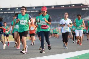 BIB: 52904, 50906, 520, 2989, 526
                            <button type="button" onclick="openModal(10571034)" class="btn btn-primary btn-sm float-right btn-popup" data-toggle="modal" data-target=".modal-high-quality">
                        <i class="fas fa-shopping-cart"></i> Add to Cart
                    </button>
                                            <button type="button" onclick="isThisMe(10571034, true)" class="btn btn-success btn-sm float-right btn-popup btn-isme hidden" data-toggle="tooltip" data-placement="bottom" title="นี่คือรูปของคุณใช่ไหม คลิกที่นี่เพื่อเอาเข้าอัลบั้ม">
                        <i class="fas fa-plus"></i> Add to album
                    </button>
                    <button type="button" onclick="isThisMe(10571034, false)" class="btn btn-warning btn-sm float-right btn-popup btn-isnotme hidden">
                        <i class="fas fa-ban"></i> Remove from album
                    </button>