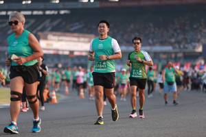 BIB: 1843, 51756
                            <button type="button" onclick="openModal(10569964)" class="btn btn-primary btn-sm float-right btn-popup" data-toggle="modal" data-target=".modal-high-quality">
                        <i class="fas fa-shopping-cart"></i> Add to Cart
                    </button>
                                            <button type="button" onclick="isThisMe(10569964, true)" class="btn btn-success btn-sm float-right btn-popup btn-isme hidden" data-toggle="tooltip" data-placement="bottom" title="นี่คือรูปของคุณใช่ไหม คลิกที่นี่เพื่อเอาเข้าอัลบั้ม">
                        <i class="fas fa-plus"></i> Add to album
                    </button>
                    <button type="button" onclick="isThisMe(10569964, false)" class="btn btn-warning btn-sm float-right btn-popup btn-isnotme hidden">
                        <i class="fas fa-ban"></i> Remove from album
                    </button>