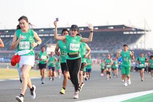 BIB: 52438, 52871, 160
                            <button type="button" onclick="openModal(10570840)" class="btn btn-primary btn-sm float-right btn-popup" data-toggle="modal" data-target=".modal-high-quality">
                        <i class="fas fa-shopping-cart"></i> Add to Cart
                    </button>
                                            <button type="button" onclick="isThisMe(10570840, true)" class="btn btn-success btn-sm float-right btn-popup btn-isme hidden" data-toggle="tooltip" data-placement="bottom" title="นี่คือรูปของคุณใช่ไหม คลิกที่นี่เพื่อเอาเข้าอัลบั้ม">
                        <i class="fas fa-plus"></i> Add to album
                    </button>
                    <button type="button" onclick="isThisMe(10570840, false)" class="btn btn-warning btn-sm float-right btn-popup btn-isnotme hidden">
                        <i class="fas fa-ban"></i> Remove from album
                    </button>