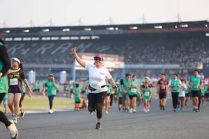 BIB: 2712, 52678
                            <button type="button" onclick="openModal(10569997)" class="btn btn-primary btn-sm float-right btn-popup" data-toggle="modal" data-target=".modal-high-quality">
                        <i class="fas fa-shopping-cart"></i> Add to Cart
                    </button>
                                            <button type="button" onclick="isThisMe(10569997, true)" class="btn btn-success btn-sm float-right btn-popup btn-isme hidden" data-toggle="tooltip" data-placement="bottom" title="นี่คือรูปของคุณใช่ไหม คลิกที่นี่เพื่อเอาเข้าอัลบั้ม">
                        <i class="fas fa-plus"></i> Add to album
                    </button>
                    <button type="button" onclick="isThisMe(10569997, false)" class="btn btn-warning btn-sm float-right btn-popup btn-isnotme hidden">
                        <i class="fas fa-ban"></i> Remove from album
                    </button>