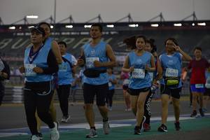 BIB: 806, 16603, 146, 80656, 350
                            <button type="button" onclick="openModal(11027289)" class="btn btn-primary btn-sm float-right btn-popup" data-toggle="modal" data-target=".modal-high-quality">
                        <i class="fas fa-shopping-cart"></i> Add to Cart
                    </button>
                                            <button type="button" onclick="isThisMe(11027289, true)" class="btn btn-success btn-sm float-right btn-popup btn-isme hidden" data-toggle="tooltip" data-placement="bottom" title="นี่คือรูปของคุณใช่ไหม คลิกที่นี่เพื่อเอาเข้าอัลบั้ม">
                        <i class="fas fa-plus"></i> Add to album
                    </button>
                    <button type="button" onclick="isThisMe(11027289, false)" class="btn btn-warning btn-sm float-right btn-popup btn-isnotme hidden">
                        <i class="fas fa-ban"></i> Remove from album
                    </button>