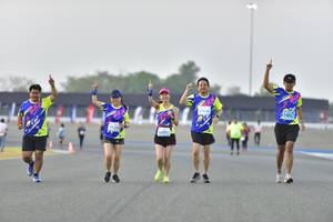 BIB: 114052, 1769, 16274, 16092
                            <button type="button" onclick="openModal(11045353)" class="btn btn-primary btn-sm float-right btn-popup" data-toggle="modal" data-target=".modal-high-quality">
                        <i class="fas fa-shopping-cart"></i> Add to Cart
                    </button>
                                            <button type="button" onclick="isThisMe(11045353, true)" class="btn btn-success btn-sm float-right btn-popup btn-isme hidden" data-toggle="tooltip" data-placement="bottom" title="นี่คือรูปของคุณใช่ไหม คลิกที่นี่เพื่อเอาเข้าอัลบั้ม">
                        <i class="fas fa-plus"></i> Add to album
                    </button>
                    <button type="button" onclick="isThisMe(11045353, false)" class="btn btn-warning btn-sm float-right btn-popup btn-isnotme hidden">
                        <i class="fas fa-ban"></i> Remove from album
                    </button>