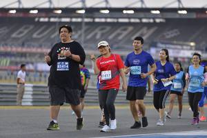BIB: 81414, 82206, 81417, 18013
                            <button type="button" onclick="openModal(11037594)" class="btn btn-primary btn-sm float-right btn-popup" data-toggle="modal" data-target=".modal-high-quality">
                        <i class="fas fa-shopping-cart"></i> Add to Cart
                    </button>
                                            <button type="button" onclick="isThisMe(11037594, true)" class="btn btn-success btn-sm float-right btn-popup btn-isme hidden" data-toggle="tooltip" data-placement="bottom" title="นี่คือรูปของคุณใช่ไหม คลิกที่นี่เพื่อเอาเข้าอัลบั้ม">
                        <i class="fas fa-plus"></i> Add to album
                    </button>
                    <button type="button" onclick="isThisMe(11037594, false)" class="btn btn-warning btn-sm float-right btn-popup btn-isnotme hidden">
                        <i class="fas fa-ban"></i> Remove from album
                    </button>
