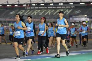 BIB: 7206, 1619, 12432
                            <button type="button" onclick="openModal(11015103)" class="btn btn-primary btn-sm float-right btn-popup" data-toggle="modal" data-target=".modal-high-quality">
                        <i class="fas fa-shopping-cart"></i> Add to Cart
                    </button>
                                            <button type="button" onclick="isThisMe(11015103, true)" class="btn btn-success btn-sm float-right btn-popup btn-isme hidden" data-toggle="tooltip" data-placement="bottom" title="นี่คือรูปของคุณใช่ไหม คลิกที่นี่เพื่อเอาเข้าอัลบั้ม">
                        <i class="fas fa-plus"></i> Add to album
                    </button>
                    <button type="button" onclick="isThisMe(11015103, false)" class="btn btn-warning btn-sm float-right btn-popup btn-isnotme hidden">
                        <i class="fas fa-ban"></i> Remove from album
                    </button>