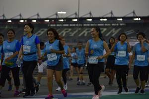 BIB: 16936, 17041, 1789, 17690, 17581, 16519
                            <button type="button" onclick="openModal(11026640)" class="btn btn-primary btn-sm float-right btn-popup" data-toggle="modal" data-target=".modal-high-quality">
                        <i class="fas fa-shopping-cart"></i> Add to Cart
                    </button>
                                            <button type="button" onclick="isThisMe(11026640, true)" class="btn btn-success btn-sm float-right btn-popup btn-isme hidden" data-toggle="tooltip" data-placement="bottom" title="นี่คือรูปของคุณใช่ไหม คลิกที่นี่เพื่อเอาเข้าอัลบั้ม">
                        <i class="fas fa-plus"></i> Add to album
                    </button>
                    <button type="button" onclick="isThisMe(11026640, false)" class="btn btn-warning btn-sm float-right btn-popup btn-isnotme hidden">
                        <i class="fas fa-ban"></i> Remove from album
                    </button>