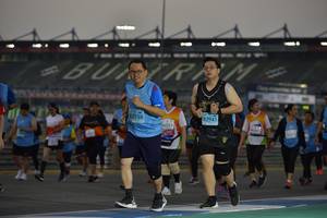 BIB: 82938, 82941, 553
                            <button type="button" onclick="openModal(11026814)" class="btn btn-primary btn-sm float-right btn-popup" data-toggle="modal" data-target=".modal-high-quality">
                        <i class="fas fa-shopping-cart"></i> Add to Cart
                    </button>
                                            <button type="button" onclick="isThisMe(11026814, true)" class="btn btn-success btn-sm float-right btn-popup btn-isme hidden" data-toggle="tooltip" data-placement="bottom" title="นี่คือรูปของคุณใช่ไหม คลิกที่นี่เพื่อเอาเข้าอัลบั้ม">
                        <i class="fas fa-plus"></i> Add to album
                    </button>
                    <button type="button" onclick="isThisMe(11026814, false)" class="btn btn-warning btn-sm float-right btn-popup btn-isnotme hidden">
                        <i class="fas fa-ban"></i> Remove from album
                    </button>