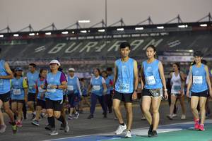 BIB: 2309, 12203, 10084
                            <button type="button" onclick="openModal(11015110)" class="btn btn-primary btn-sm float-right btn-popup" data-toggle="modal" data-target=".modal-high-quality">
                        <i class="fas fa-shopping-cart"></i> Add to Cart
                    </button>
                                            <button type="button" onclick="isThisMe(11015110, true)" class="btn btn-success btn-sm float-right btn-popup btn-isme hidden" data-toggle="tooltip" data-placement="bottom" title="นี่คือรูปของคุณใช่ไหม คลิกที่นี่เพื่อเอาเข้าอัลบั้ม">
                        <i class="fas fa-plus"></i> Add to album
                    </button>
                    <button type="button" onclick="isThisMe(11015110, false)" class="btn btn-warning btn-sm float-right btn-popup btn-isnotme hidden">
                        <i class="fas fa-ban"></i> Remove from album
                    </button>
