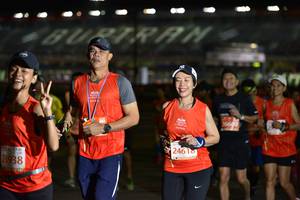 BIB: 26600, 24618, 28938
                            <button type="button" onclick="openModal(10909865)" class="btn btn-primary btn-sm float-right btn-popup" data-toggle="modal" data-target=".modal-high-quality">
                        <i class="fas fa-shopping-cart"></i> Add to Cart
                    </button>
                                            <button type="button" onclick="isThisMe(10909865, true)" class="btn btn-success btn-sm float-right btn-popup btn-isme hidden" data-toggle="tooltip" data-placement="bottom" title="นี่คือรูปของคุณใช่ไหม คลิกที่นี่เพื่อเอาเข้าอัลบั้ม">
                        <i class="fas fa-plus"></i> Add to album
                    </button>
                    <button type="button" onclick="isThisMe(10909865, false)" class="btn btn-warning btn-sm float-right btn-popup btn-isnotme hidden">
                        <i class="fas fa-ban"></i> Remove from album
                    </button>