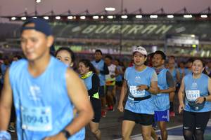 BIB: 13488, 13341, 0943, 
                            <button type="button" onclick="openModal(11007918)" class="btn btn-primary btn-sm float-right btn-popup" data-toggle="modal" data-target=".modal-high-quality">
                        <i class="fas fa-shopping-cart"></i> Add to Cart
                    </button>
                                            <button type="button" onclick="isThisMe(11007918, true)" class="btn btn-success btn-sm float-right btn-popup btn-isme hidden" data-toggle="tooltip" data-placement="bottom" title="นี่คือรูปของคุณใช่ไหม คลิกที่นี่เพื่อเอาเข้าอัลบั้ม">
                        <i class="fas fa-plus"></i> Add to album
                    </button>
                    <button type="button" onclick="isThisMe(11007918, false)" class="btn btn-warning btn-sm float-right btn-popup btn-isnotme hidden">
                        <i class="fas fa-ban"></i> Remove from album
                    </button>