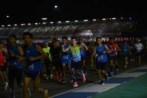BIB: 41744, 45461, 44709
                            <button type="button" onclick="openModal(10577076)" class="btn btn-primary btn-sm float-right btn-popup" data-toggle="modal" data-target=".modal-high-quality">
                        <i class="fas fa-shopping-cart"></i> Add to Cart
                    </button>
                                            <button type="button" onclick="isThisMe(10577076, true)" class="btn btn-success btn-sm float-right btn-popup btn-isme hidden" data-toggle="tooltip" data-placement="bottom" title="นี่คือรูปของคุณใช่ไหม คลิกที่นี่เพื่อเอาเข้าอัลบั้ม">
                        <i class="fas fa-plus"></i> Add to album
                    </button>
                    <button type="button" onclick="isThisMe(10577076, false)" class="btn btn-warning btn-sm float-right btn-popup btn-isnotme hidden">
                        <i class="fas fa-ban"></i> Remove from album
                    </button>