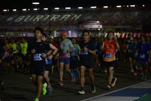 BIB: 41300, 42096, 4571
                            <button type="button" onclick="openModal(10577224)" class="btn btn-primary btn-sm float-right btn-popup" data-toggle="modal" data-target=".modal-high-quality">
                        <i class="fas fa-shopping-cart"></i> Add to Cart
                    </button>
                                            <button type="button" onclick="isThisMe(10577224, true)" class="btn btn-success btn-sm float-right btn-popup btn-isme hidden" data-toggle="tooltip" data-placement="bottom" title="นี่คือรูปของคุณใช่ไหม คลิกที่นี่เพื่อเอาเข้าอัลบั้ม">
                        <i class="fas fa-plus"></i> Add to album
                    </button>
                    <button type="button" onclick="isThisMe(10577224, false)" class="btn btn-warning btn-sm float-right btn-popup btn-isnotme hidden">
                        <i class="fas fa-ban"></i> Remove from album
                    </button>