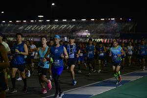 BIB: 0989, 40043, 4206, 4051
                            <button type="button" onclick="openModal(10577091)" class="btn btn-primary btn-sm float-right btn-popup" data-toggle="modal" data-target=".modal-high-quality">
                        <i class="fas fa-shopping-cart"></i> Add to Cart
                    </button>
                                            <button type="button" onclick="isThisMe(10577091, true)" class="btn btn-success btn-sm float-right btn-popup btn-isme hidden" data-toggle="tooltip" data-placement="bottom" title="นี่คือรูปของคุณใช่ไหม คลิกที่นี่เพื่อเอาเข้าอัลบั้ม">
                        <i class="fas fa-plus"></i> Add to album
                    </button>
                    <button type="button" onclick="isThisMe(10577091, false)" class="btn btn-warning btn-sm float-right btn-popup btn-isnotme hidden">
                        <i class="fas fa-ban"></i> Remove from album
                    </button>