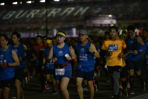 BIB: 40193, 41596, 81943
                            <button type="button" onclick="openModal(10577919)" class="btn btn-primary btn-sm float-right btn-popup" data-toggle="modal" data-target=".modal-high-quality">
                        <i class="fas fa-shopping-cart"></i> Add to Cart
                    </button>
                                            <button type="button" onclick="isThisMe(10577919, true)" class="btn btn-success btn-sm float-right btn-popup btn-isme hidden" data-toggle="tooltip" data-placement="bottom" title="นี่คือรูปของคุณใช่ไหม คลิกที่นี่เพื่อเอาเข้าอัลบั้ม">
                        <i class="fas fa-plus"></i> Add to album
                    </button>
                    <button type="button" onclick="isThisMe(10577919, false)" class="btn btn-warning btn-sm float-right btn-popup btn-isnotme hidden">
                        <i class="fas fa-ban"></i> Remove from album
                    </button>