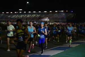 BIB: 42041, 0680, 44051, 010
                            <button type="button" onclick="openModal(10577090)" class="btn btn-primary btn-sm float-right btn-popup" data-toggle="modal" data-target=".modal-high-quality">
                        <i class="fas fa-shopping-cart"></i> Add to Cart
                    </button>
                                            <button type="button" onclick="isThisMe(10577090, true)" class="btn btn-success btn-sm float-right btn-popup btn-isme hidden" data-toggle="tooltip" data-placement="bottom" title="นี่คือรูปของคุณใช่ไหม คลิกที่นี่เพื่อเอาเข้าอัลบั้ม">
                        <i class="fas fa-plus"></i> Add to album
                    </button>
                    <button type="button" onclick="isThisMe(10577090, false)" class="btn btn-warning btn-sm float-right btn-popup btn-isnotme hidden">
                        <i class="fas fa-ban"></i> Remove from album
                    </button>