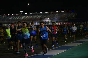 BIB: 1221, 41744, 45461, 44709
                            <button type="button" onclick="openModal(10577078)" class="btn btn-primary btn-sm float-right btn-popup" data-toggle="modal" data-target=".modal-high-quality">
                        <i class="fas fa-shopping-cart"></i> Add to Cart
                    </button>
                                            <button type="button" onclick="isThisMe(10577078, true)" class="btn btn-success btn-sm float-right btn-popup btn-isme hidden" data-toggle="tooltip" data-placement="bottom" title="นี่คือรูปของคุณใช่ไหม คลิกที่นี่เพื่อเอาเข้าอัลบั้ม">
                        <i class="fas fa-plus"></i> Add to album
                    </button>
                    <button type="button" onclick="isThisMe(10577078, false)" class="btn btn-warning btn-sm float-right btn-popup btn-isnotme hidden">
                        <i class="fas fa-ban"></i> Remove from album
                    </button>
