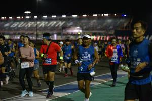 BIB: 45073, 44689, 41964, 14239, 46415
                            <button type="button" onclick="openModal(10581811)" class="btn btn-primary btn-sm float-right btn-popup" data-toggle="modal" data-target=".modal-high-quality">
                        <i class="fas fa-shopping-cart"></i> Add to Cart
                    </button>
                                            <button type="button" onclick="isThisMe(10581811, true)" class="btn btn-success btn-sm float-right btn-popup btn-isme hidden" data-toggle="tooltip" data-placement="bottom" title="นี่คือรูปของคุณใช่ไหม คลิกที่นี่เพื่อเอาเข้าอัลบั้ม">
                        <i class="fas fa-plus"></i> Add to album
                    </button>
                    <button type="button" onclick="isThisMe(10581811, false)" class="btn btn-warning btn-sm float-right btn-popup btn-isnotme hidden">
                        <i class="fas fa-ban"></i> Remove from album
                    </button>