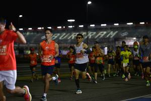 BIB: 20604, 200, 21409
                            <button type="button" onclick="openModal(10592171)" class="btn btn-primary btn-sm float-right btn-popup" data-toggle="modal" data-target=".modal-high-quality">
                        <i class="fas fa-shopping-cart"></i> Add to Cart
                    </button>
                                            <button type="button" onclick="isThisMe(10592171, true)" class="btn btn-success btn-sm float-right btn-popup btn-isme hidden" data-toggle="tooltip" data-placement="bottom" title="นี่คือรูปของคุณใช่ไหม คลิกที่นี่เพื่อเอาเข้าอัลบั้ม">
                        <i class="fas fa-plus"></i> Add to album
                    </button>
                    <button type="button" onclick="isThisMe(10592171, false)" class="btn btn-warning btn-sm float-right btn-popup btn-isnotme hidden">
                        <i class="fas fa-ban"></i> Remove from album
                    </button>