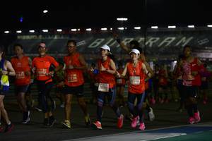BIB: 20912, 21877, 2785, 21138, 23548, 28309
                            <button type="button" onclick="openModal(10594892)" class="btn btn-primary btn-sm float-right btn-popup" data-toggle="modal" data-target=".modal-high-quality">
                        <i class="fas fa-shopping-cart"></i> Add to Cart
                    </button>
                                            <button type="button" onclick="isThisMe(10594892, true)" class="btn btn-success btn-sm float-right btn-popup btn-isme hidden" data-toggle="tooltip" data-placement="bottom" title="นี่คือรูปของคุณใช่ไหม คลิกที่นี่เพื่อเอาเข้าอัลบั้ม">
                        <i class="fas fa-plus"></i> Add to album
                    </button>
                    <button type="button" onclick="isThisMe(10594892, false)" class="btn btn-warning btn-sm float-right btn-popup btn-isnotme hidden">
                        <i class="fas fa-ban"></i> Remove from album
                    </button>