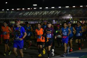 BIB: 40122, 41158, 44611, 41251, 0399
                            <button type="button" onclick="openModal(10577382)" class="btn btn-primary btn-sm float-right btn-popup" data-toggle="modal" data-target=".modal-high-quality">
                        <i class="fas fa-shopping-cart"></i> Add to Cart
                    </button>
                                            <button type="button" onclick="isThisMe(10577382, true)" class="btn btn-success btn-sm float-right btn-popup btn-isme hidden" data-toggle="tooltip" data-placement="bottom" title="นี่คือรูปของคุณใช่ไหม คลิกที่นี่เพื่อเอาเข้าอัลบั้ม">
                        <i class="fas fa-plus"></i> Add to album
                    </button>
                    <button type="button" onclick="isThisMe(10577382, false)" class="btn btn-warning btn-sm float-right btn-popup btn-isnotme hidden">
                        <i class="fas fa-ban"></i> Remove from album
                    </button>