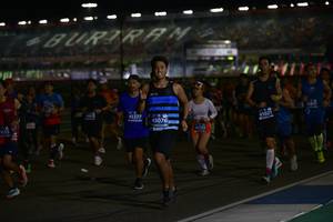 BIB: 870, 45377, 41021, 45076, 635, 123
                            <button type="button" onclick="openModal(10577238)" class="btn btn-primary btn-sm float-right btn-popup" data-toggle="modal" data-target=".modal-high-quality">
                        <i class="fas fa-shopping-cart"></i> Add to Cart
                    </button>
                                            <button type="button" onclick="isThisMe(10577238, true)" class="btn btn-success btn-sm float-right btn-popup btn-isme hidden" data-toggle="tooltip" data-placement="bottom" title="นี่คือรูปของคุณใช่ไหม คลิกที่นี่เพื่อเอาเข้าอัลบั้ม">
                        <i class="fas fa-plus"></i> Add to album
                    </button>
                    <button type="button" onclick="isThisMe(10577238, false)" class="btn btn-warning btn-sm float-right btn-popup btn-isnotme hidden">
                        <i class="fas fa-ban"></i> Remove from album
                    </button>