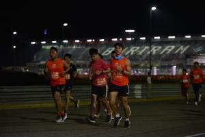 BIB: 20122, 16599, 27898
                            <button type="button" onclick="openModal(10592088)" class="btn btn-primary btn-sm float-right btn-popup" data-toggle="modal" data-target=".modal-high-quality">
                        <i class="fas fa-shopping-cart"></i> Add to Cart
                    </button>
                                            <button type="button" onclick="isThisMe(10592088, true)" class="btn btn-success btn-sm float-right btn-popup btn-isme hidden" data-toggle="tooltip" data-placement="bottom" title="นี่คือรูปของคุณใช่ไหม คลิกที่นี่เพื่อเอาเข้าอัลบั้ม">
                        <i class="fas fa-plus"></i> Add to album
                    </button>
                    <button type="button" onclick="isThisMe(10592088, false)" class="btn btn-warning btn-sm float-right btn-popup btn-isnotme hidden">
                        <i class="fas fa-ban"></i> Remove from album
                    </button>
