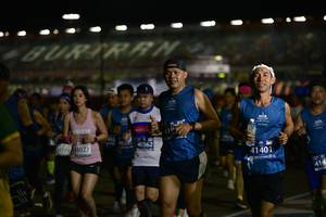BIB: 411, 40362, 027, 41401, 410
                            <button type="button" onclick="openModal(10577681)" class="btn btn-primary btn-sm float-right btn-popup" data-toggle="modal" data-target=".modal-high-quality">
                        <i class="fas fa-shopping-cart"></i> Add to Cart
                    </button>
                                            <button type="button" onclick="isThisMe(10577681, true)" class="btn btn-success btn-sm float-right btn-popup btn-isme hidden" data-toggle="tooltip" data-placement="bottom" title="นี่คือรูปของคุณใช่ไหม คลิกที่นี่เพื่อเอาเข้าอัลบั้ม">
                        <i class="fas fa-plus"></i> Add to album
                    </button>
                    <button type="button" onclick="isThisMe(10577681, false)" class="btn btn-warning btn-sm float-right btn-popup btn-isnotme hidden">
                        <i class="fas fa-ban"></i> Remove from album
                    </button>