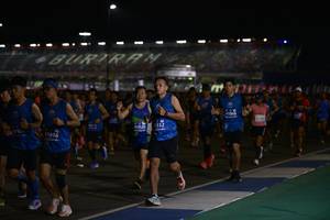BIB: 41868, 5332, 45920, 41016
                            <button type="button" onclick="openModal(10577100)" class="btn btn-primary btn-sm float-right btn-popup" data-toggle="modal" data-target=".modal-high-quality">
                        <i class="fas fa-shopping-cart"></i> Add to Cart
                    </button>
                                            <button type="button" onclick="isThisMe(10577100, true)" class="btn btn-success btn-sm float-right btn-popup btn-isme hidden" data-toggle="tooltip" data-placement="bottom" title="นี่คือรูปของคุณใช่ไหม คลิกที่นี่เพื่อเอาเข้าอัลบั้ม">
                        <i class="fas fa-plus"></i> Add to album
                    </button>
                    <button type="button" onclick="isThisMe(10577100, false)" class="btn btn-warning btn-sm float-right btn-popup btn-isnotme hidden">
                        <i class="fas fa-ban"></i> Remove from album
                    </button>