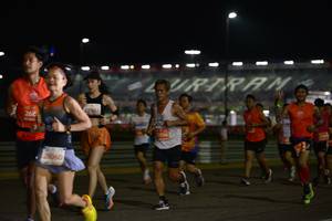 BIB: 23365, 262, 5956, 28060
                            <button type="button" onclick="openModal(10592075)" class="btn btn-primary btn-sm float-right btn-popup" data-toggle="modal" data-target=".modal-high-quality">
                        <i class="fas fa-shopping-cart"></i> Add to Cart
                    </button>
                                            <button type="button" onclick="isThisMe(10592075, true)" class="btn btn-success btn-sm float-right btn-popup btn-isme hidden" data-toggle="tooltip" data-placement="bottom" title="นี่คือรูปของคุณใช่ไหม คลิกที่นี่เพื่อเอาเข้าอัลบั้ม">
                        <i class="fas fa-plus"></i> Add to album
                    </button>
                    <button type="button" onclick="isThisMe(10592075, false)" class="btn btn-warning btn-sm float-right btn-popup btn-isnotme hidden">
                        <i class="fas fa-ban"></i> Remove from album
                    </button>