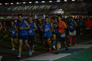 BIB: 44919, 41436, 44756
                            <button type="button" onclick="openModal(10577407)" class="btn btn-primary btn-sm float-right btn-popup" data-toggle="modal" data-target=".modal-high-quality">
                        <i class="fas fa-shopping-cart"></i> Add to Cart
                    </button>
                                            <button type="button" onclick="isThisMe(10577407, true)" class="btn btn-success btn-sm float-right btn-popup btn-isme hidden" data-toggle="tooltip" data-placement="bottom" title="นี่คือรูปของคุณใช่ไหม คลิกที่นี่เพื่อเอาเข้าอัลบั้ม">
                        <i class="fas fa-plus"></i> Add to album
                    </button>
                    <button type="button" onclick="isThisMe(10577407, false)" class="btn btn-warning btn-sm float-right btn-popup btn-isnotme hidden">
                        <i class="fas fa-ban"></i> Remove from album
                    </button>