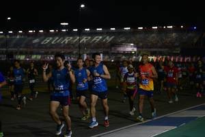 BIB: 42018, 434, 70710
                            <button type="button" onclick="openModal(10577144)" class="btn btn-primary btn-sm float-right btn-popup" data-toggle="modal" data-target=".modal-high-quality">
                        <i class="fas fa-shopping-cart"></i> Add to Cart
                    </button>
                                            <button type="button" onclick="isThisMe(10577144, true)" class="btn btn-success btn-sm float-right btn-popup btn-isme hidden" data-toggle="tooltip" data-placement="bottom" title="นี่คือรูปของคุณใช่ไหม คลิกที่นี่เพื่อเอาเข้าอัลบั้ม">
                        <i class="fas fa-plus"></i> Add to album
                    </button>
                    <button type="button" onclick="isThisMe(10577144, false)" class="btn btn-warning btn-sm float-right btn-popup btn-isnotme hidden">
                        <i class="fas fa-ban"></i> Remove from album
                    </button>