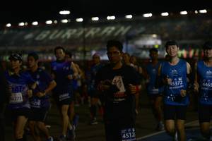 BIB: 5372, 4465, 46273, 407, 6210, 4512
                            <button type="button" onclick="openModal(10577713)" class="btn btn-primary btn-sm float-right btn-popup" data-toggle="modal" data-target=".modal-high-quality">
                        <i class="fas fa-shopping-cart"></i> Add to Cart
                    </button>
                                            <button type="button" onclick="isThisMe(10577713, true)" class="btn btn-success btn-sm float-right btn-popup btn-isme hidden" data-toggle="tooltip" data-placement="bottom" title="นี่คือรูปของคุณใช่ไหม คลิกที่นี่เพื่อเอาเข้าอัลบั้ม">
                        <i class="fas fa-plus"></i> Add to album
                    </button>
                    <button type="button" onclick="isThisMe(10577713, false)" class="btn btn-warning btn-sm float-right btn-popup btn-isnotme hidden">
                        <i class="fas fa-ban"></i> Remove from album
                    </button>