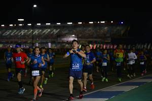 BIB: 41544, 42268, 43294
                            <button type="button" onclick="openModal(10577162)" class="btn btn-primary btn-sm float-right btn-popup" data-toggle="modal" data-target=".modal-high-quality">
                        <i class="fas fa-shopping-cart"></i> Add to Cart
                    </button>
                                            <button type="button" onclick="isThisMe(10577162, true)" class="btn btn-success btn-sm float-right btn-popup btn-isme hidden" data-toggle="tooltip" data-placement="bottom" title="นี่คือรูปของคุณใช่ไหม คลิกที่นี่เพื่อเอาเข้าอัลบั้ม">
                        <i class="fas fa-plus"></i> Add to album
                    </button>
                    <button type="button" onclick="isThisMe(10577162, false)" class="btn btn-warning btn-sm float-right btn-popup btn-isnotme hidden">
                        <i class="fas fa-ban"></i> Remove from album
                    </button>
