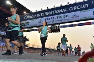 BIB: 2020, 60571
                            <button type="button" onclick="openModal(10729596)" class="btn btn-primary btn-sm float-right btn-popup" data-toggle="modal" data-target=".modal-high-quality">
                        <i class="fas fa-shopping-cart"></i> Add to Cart
                    </button>
                                            <button type="button" onclick="isThisMe(10729596, true)" class="btn btn-success btn-sm float-right btn-popup btn-isme hidden" data-toggle="tooltip" data-placement="bottom" title="นี่คือรูปของคุณใช่ไหม คลิกที่นี่เพื่อเอาเข้าอัลบั้ม">
                        <i class="fas fa-plus"></i> Add to album
                    </button>
                    <button type="button" onclick="isThisMe(10729596, false)" class="btn btn-warning btn-sm float-right btn-popup btn-isnotme hidden">
                        <i class="fas fa-ban"></i> Remove from album
                    </button>