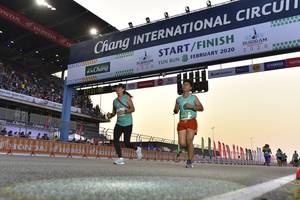 BIB: 020, 2020, 173186, 5172
                            <button type="button" onclick="openModal(10726081)" class="btn btn-primary btn-sm float-right btn-popup" data-toggle="modal" data-target=".modal-high-quality">
                        <i class="fas fa-shopping-cart"></i> Add to Cart
                    </button>
                                            <button type="button" onclick="isThisMe(10726081, true)" class="btn btn-success btn-sm float-right btn-popup btn-isme hidden" data-toggle="tooltip" data-placement="bottom" title="นี่คือรูปของคุณใช่ไหม คลิกที่นี่เพื่อเอาเข้าอัลบั้ม">
                        <i class="fas fa-plus"></i> Add to album
                    </button>
                    <button type="button" onclick="isThisMe(10726081, false)" class="btn btn-warning btn-sm float-right btn-popup btn-isnotme hidden">
                        <i class="fas fa-ban"></i> Remove from album
                    </button>