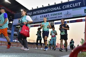 BIB: 2020, 020, 51736, 51912, 0912
                            <button type="button" onclick="openModal(10728834)" class="btn btn-primary btn-sm float-right btn-popup" data-toggle="modal" data-target=".modal-high-quality">
                        <i class="fas fa-shopping-cart"></i> Add to Cart
                    </button>
                                            <button type="button" onclick="isThisMe(10728834, true)" class="btn btn-success btn-sm float-right btn-popup btn-isme hidden" data-toggle="tooltip" data-placement="bottom" title="นี่คือรูปของคุณใช่ไหม คลิกที่นี่เพื่อเอาเข้าอัลบั้ม">
                        <i class="fas fa-plus"></i> Add to album
                    </button>
                    <button type="button" onclick="isThisMe(10728834, false)" class="btn btn-warning btn-sm float-right btn-popup btn-isnotme hidden">
                        <i class="fas fa-ban"></i> Remove from album
                    </button>