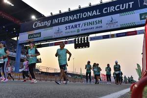 BIB: 2020, 674
                            <button type="button" onclick="openModal(10731278)" class="btn btn-primary btn-sm float-right btn-popup" data-toggle="modal" data-target=".modal-high-quality">
                        <i class="fas fa-shopping-cart"></i> Add to Cart
                    </button>
                                            <button type="button" onclick="isThisMe(10731278, true)" class="btn btn-success btn-sm float-right btn-popup btn-isme hidden" data-toggle="tooltip" data-placement="bottom" title="นี่คือรูปของคุณใช่ไหม คลิกที่นี่เพื่อเอาเข้าอัลบั้ม">
                        <i class="fas fa-plus"></i> Add to album
                    </button>
                    <button type="button" onclick="isThisMe(10731278, false)" class="btn btn-warning btn-sm float-right btn-popup btn-isnotme hidden">
                        <i class="fas fa-ban"></i> Remove from album
                    </button>