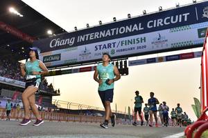 BIB: 2020, 5203
                            <button type="button" onclick="openModal(10726420)" class="btn btn-primary btn-sm float-right btn-popup" data-toggle="modal" data-target=".modal-high-quality">
                        <i class="fas fa-shopping-cart"></i> Add to Cart
                    </button>
                                            <button type="button" onclick="isThisMe(10726420, true)" class="btn btn-success btn-sm float-right btn-popup btn-isme hidden" data-toggle="tooltip" data-placement="bottom" title="นี่คือรูปของคุณใช่ไหม คลิกที่นี่เพื่อเอาเข้าอัลบั้ม">
                        <i class="fas fa-plus"></i> Add to album
                    </button>
                    <button type="button" onclick="isThisMe(10726420, false)" class="btn btn-warning btn-sm float-right btn-popup btn-isnotme hidden">
                        <i class="fas fa-ban"></i> Remove from album
                    </button>