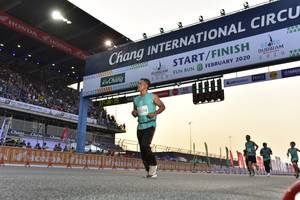 BIB: 2020, 218
                            <button type="button" onclick="openModal(10725805)" class="btn btn-primary btn-sm float-right btn-popup" data-toggle="modal" data-target=".modal-high-quality">
                        <i class="fas fa-shopping-cart"></i> Add to Cart
                    </button>
                                            <button type="button" onclick="isThisMe(10725805, true)" class="btn btn-success btn-sm float-right btn-popup btn-isme hidden" data-toggle="tooltip" data-placement="bottom" title="นี่คือรูปของคุณใช่ไหม คลิกที่นี่เพื่อเอาเข้าอัลบั้ม">
                        <i class="fas fa-plus"></i> Add to album
                    </button>
                    <button type="button" onclick="isThisMe(10725805, false)" class="btn btn-warning btn-sm float-right btn-popup btn-isnotme hidden">
                        <i class="fas fa-ban"></i> Remove from album
                    </button>